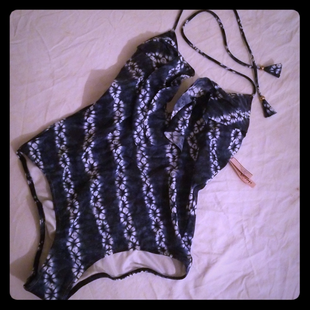 Ruffle Tie Dye Print 1 PC Swimsuit